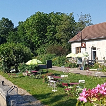 Au Bistrot du Canal - Restaurant - CHASSIGNELLES