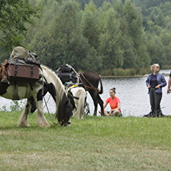 Pars en famille sur les chemins du Morvan et dors à la belle étoile - QUARRE-LES-TOMBES