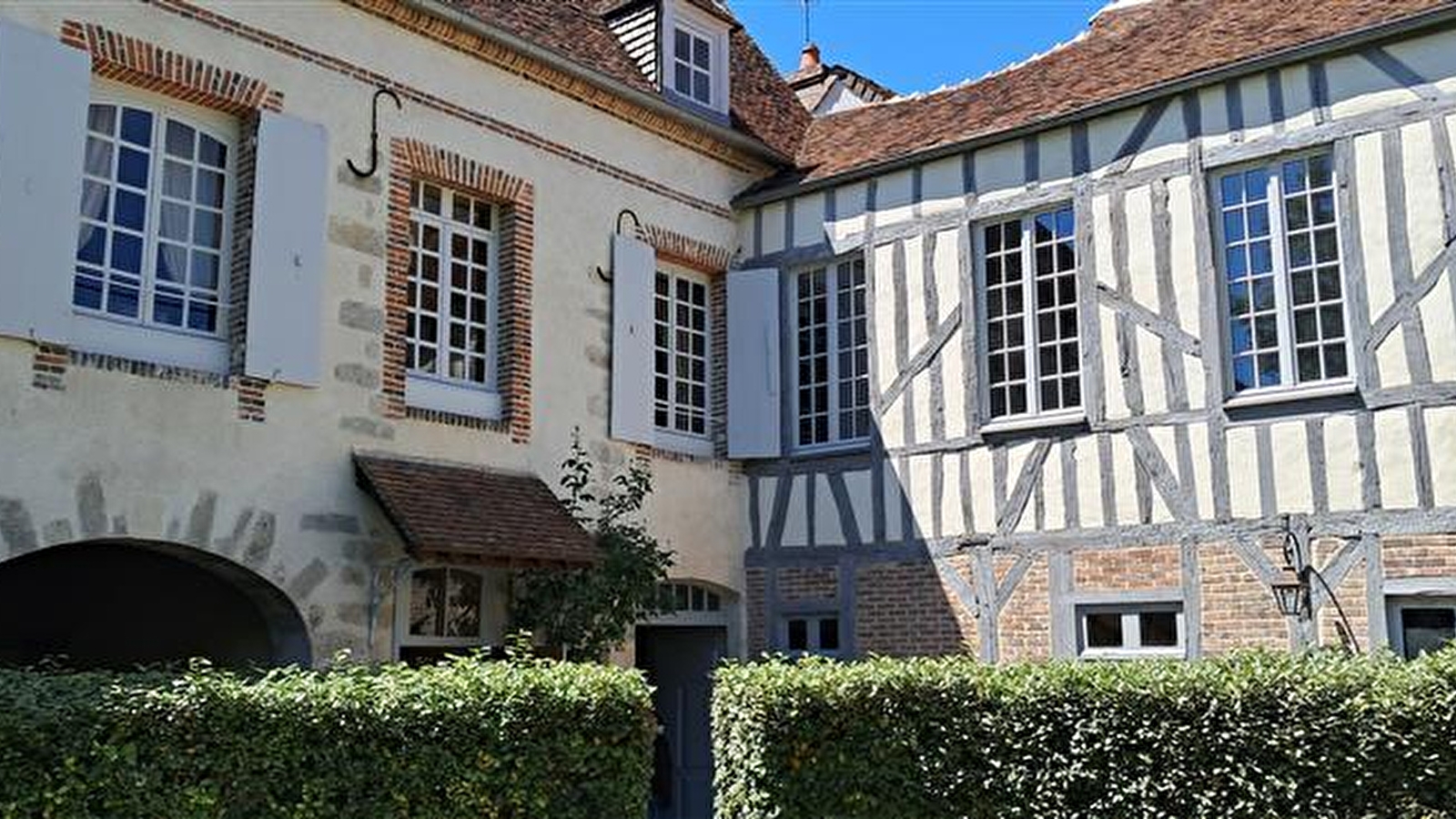 Maison Joubert