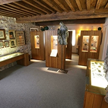 Muni d'un livret de visite, suis les pas d'un Maréchal qui a marqué l'Histoire de France. - SAINT-LEGER-VAUBAN