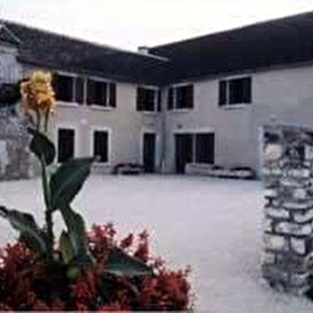 Gîte d 'étape communal de Crain - CRAIN