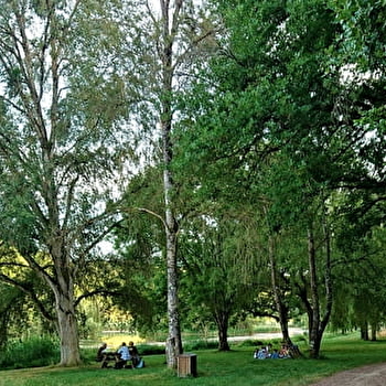 Aire de pique-nique - ANDRYES