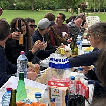 Aire de pique-nique du Bassin des sources - DRUYES-LES-BELLES-FONTAINES