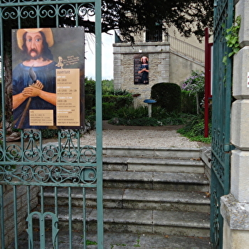 Musée des Arts Naïfs et Populaires de Noyers - NOYERS-SUR-SEREIN