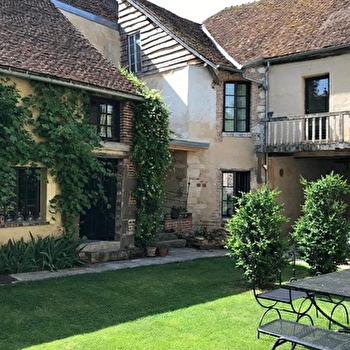 Les Charmilles - SAINT-FARGEAU