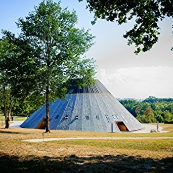 Un écomusée sur le thème du loup où les sens sont en éveil ! - TOUCY