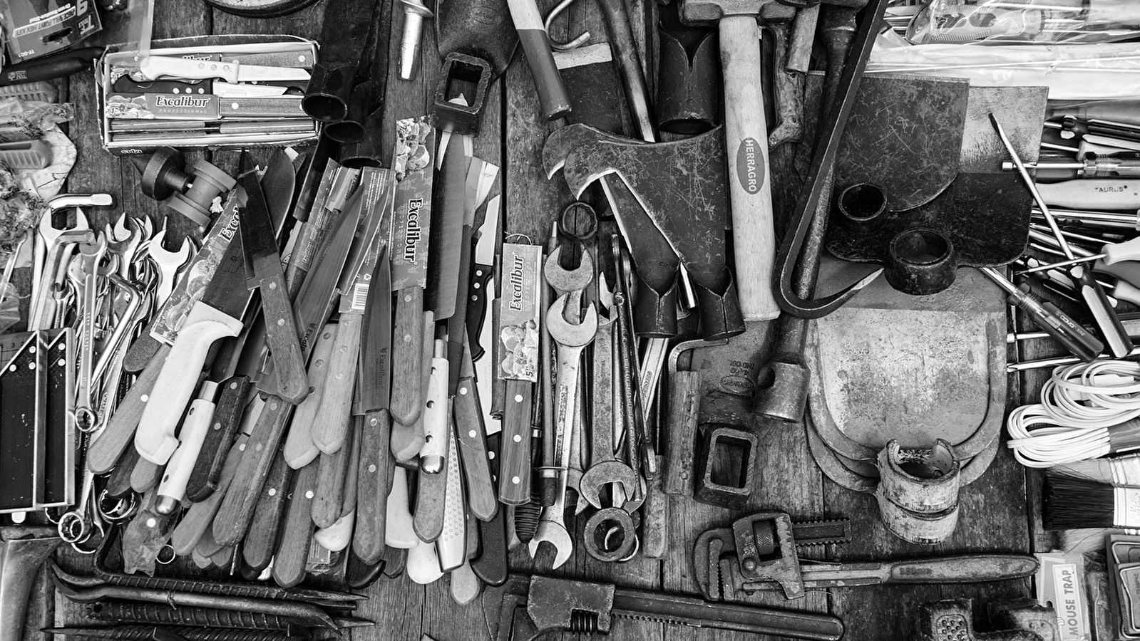 Exposition d'outils des métiers d'autrefois