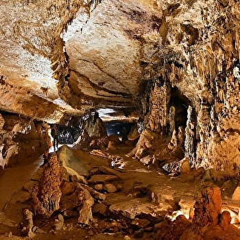 Grottes d'Arcy-sur-Cure - ARCY-SUR-CURE