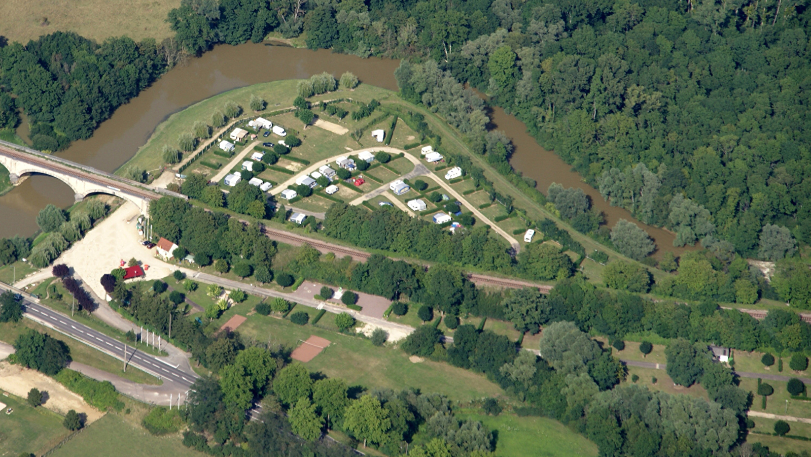 Camping de l'Armançon