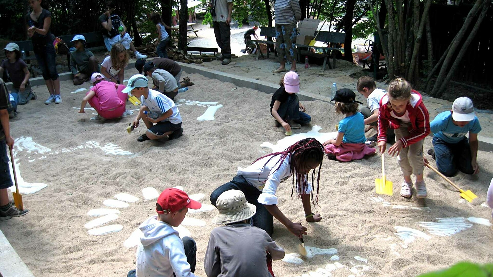 Un vrai champ de fouilles pour découvrir des fossiles de dinosaures... et pas que !