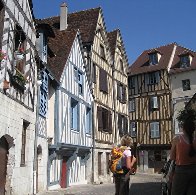En Bourgogne le long des canaux / 7 jours