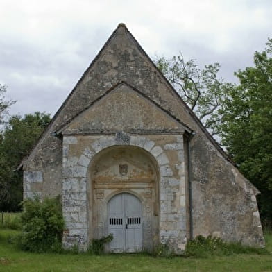 Le Moulin Rouge et le Château du Fort 