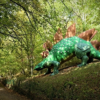 Pour les aventuriers en herbe qui n'ont 'même pas peur' des dinosaures !  - CHAMOUX