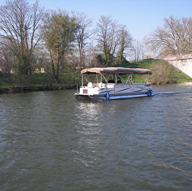 Flipper Nautic - Balade en bateau sur l'Yonne