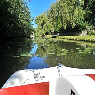 Camping Les Lancières - location de bateaux à pédales