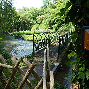 Teste ton sens de l'orientation et découvre le Parc du Moulin à Tan de manière originale ! - SENS