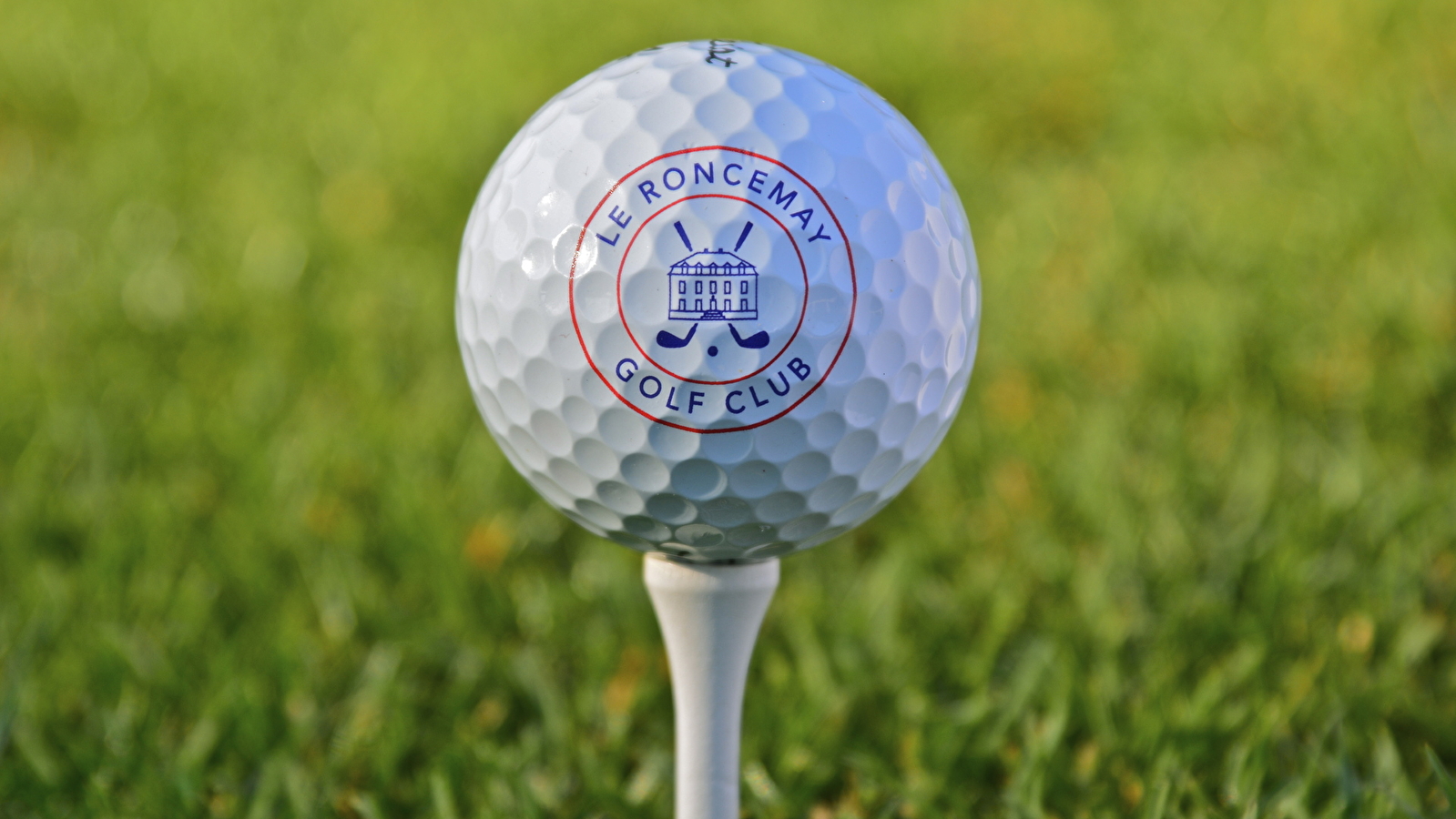 Séjour cosy entre détente et golf
