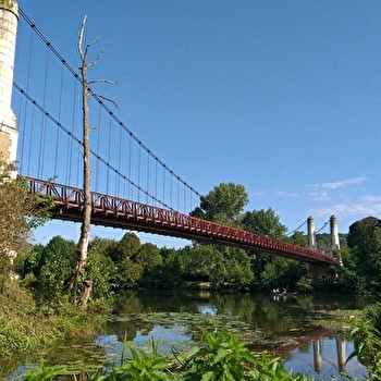 CEZY - Aire de service du pont suspendu - CEZY