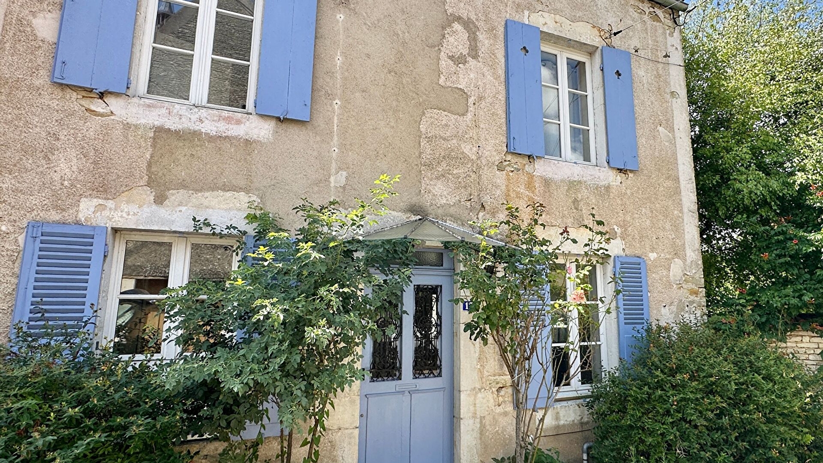 La Maison Bleue