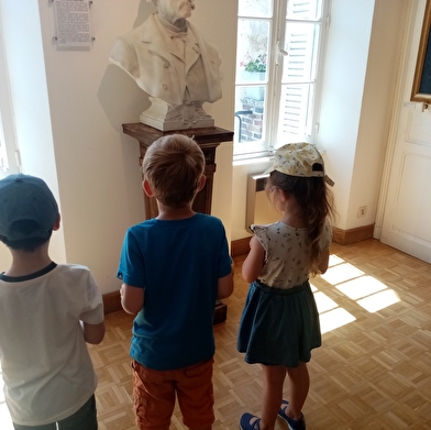 Profite des vacances pour découvrir les collections du Musée et participer à des ateliers créatifs !