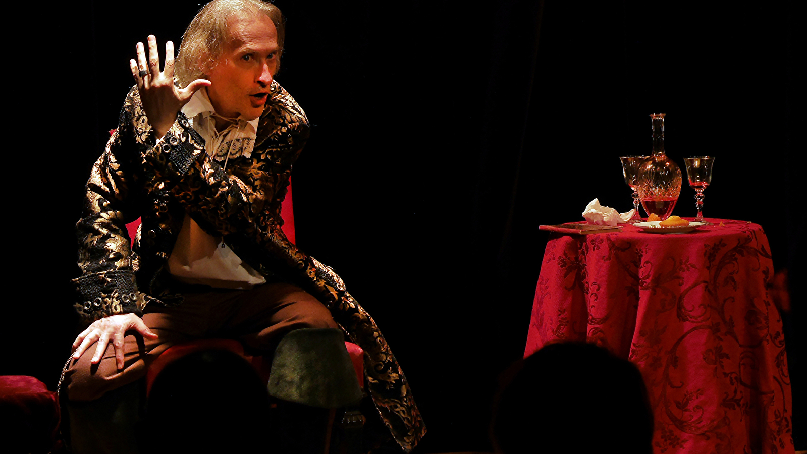 Le masque de fer et le mousquetaire ou le secret de Saint Mars