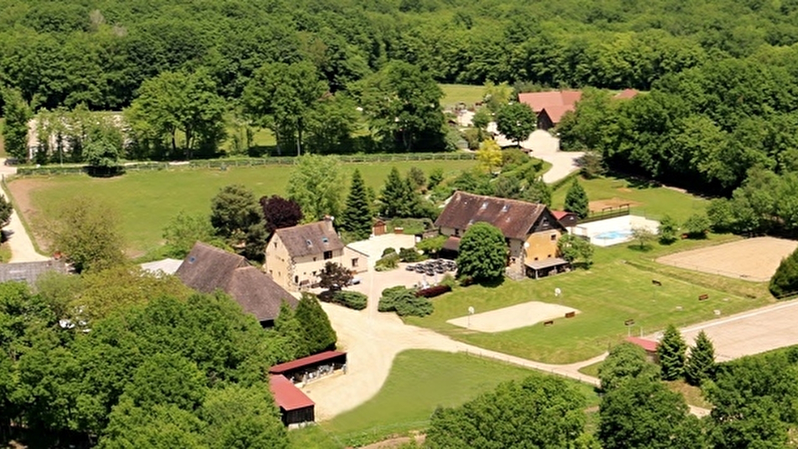 Ferme Equestre Les Grilles - Hébergement scolaire