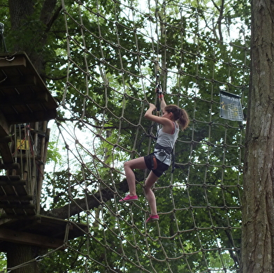 Viens prendre de la hauteur au Parc aventure du Thureau à Auxerre !