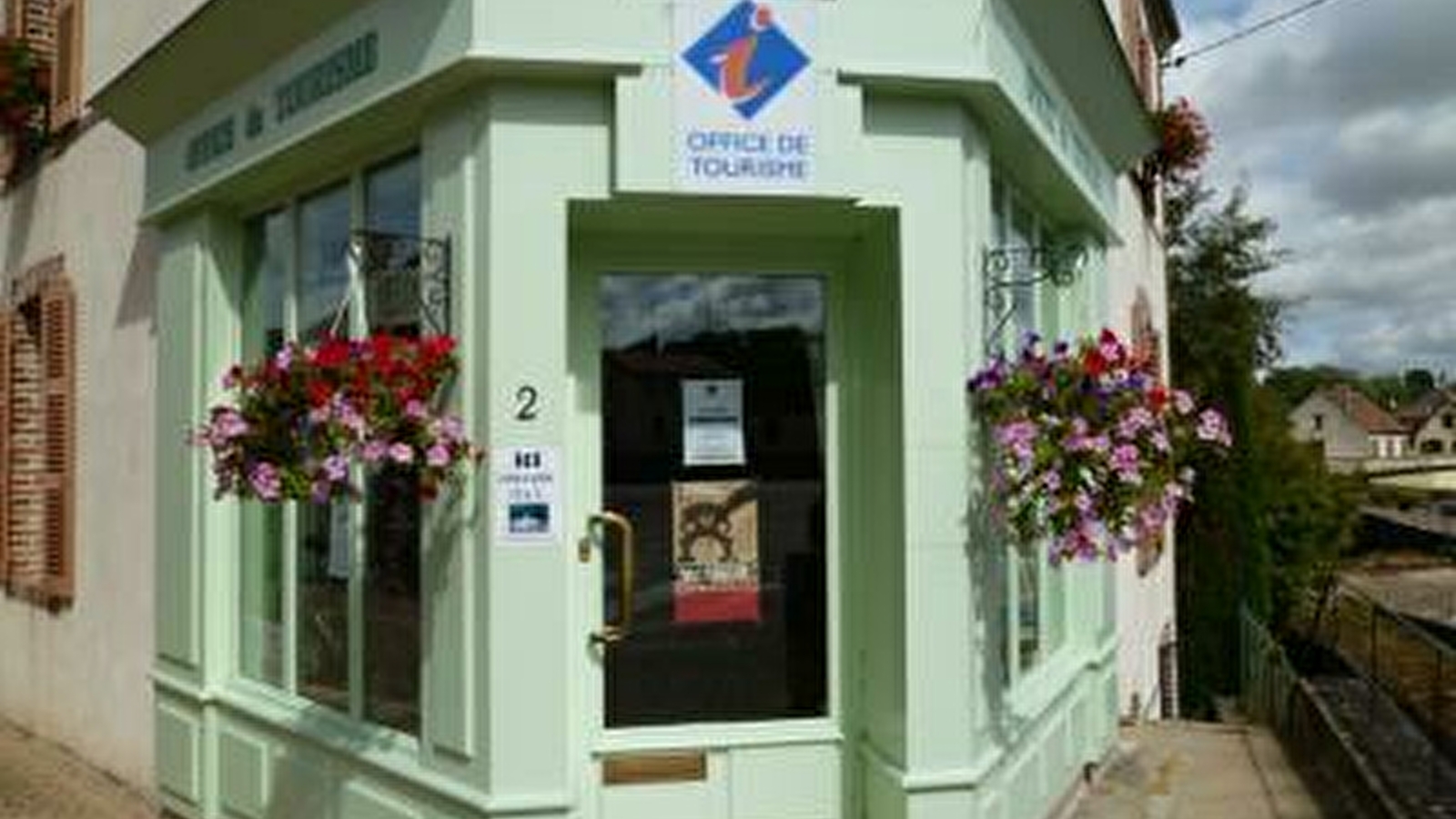 Office de Tourisme de Puisaye-Forterre - BIT de Rogny-les-7-écluses