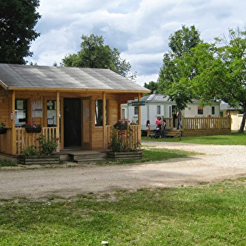 Camping Le Bourgogne - VILLENEUVE-SUR-YONNE