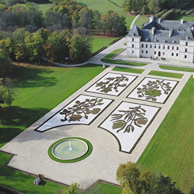 Explore les salles du château et tente de résoudre les énigmes ... à toi de jouer !